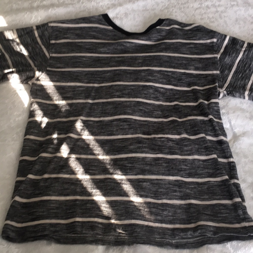 Striped gray tee